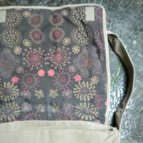 Levis cordutoy messenger bag - Picture 3 of 5